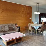 V Drevenem Dome Apartment